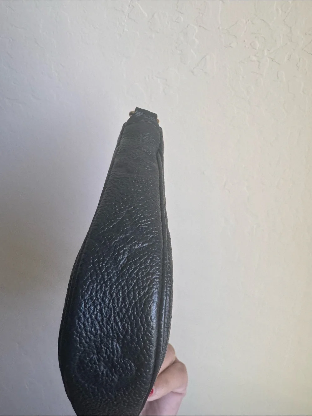 Louis Vuitton Multi Pochette Accessoires Small Pouch Black Monogram Empreinte